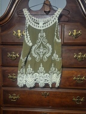 Ultra Pink Olive Green Tank Top with White Lace Trim